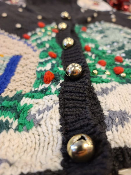 Vintage Hand Knit Winter Christmas Scene Vest
