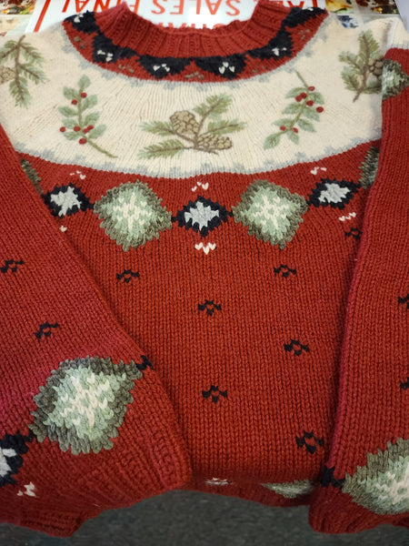 100% Lambs Wool Pine and Holly Pullover Sweater